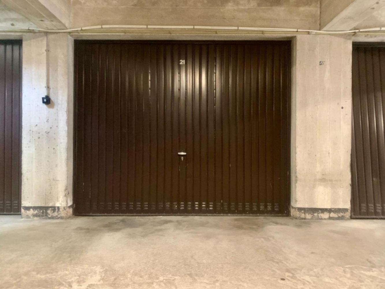 Garage / parking te koop in Sint-Denijs-Westrem