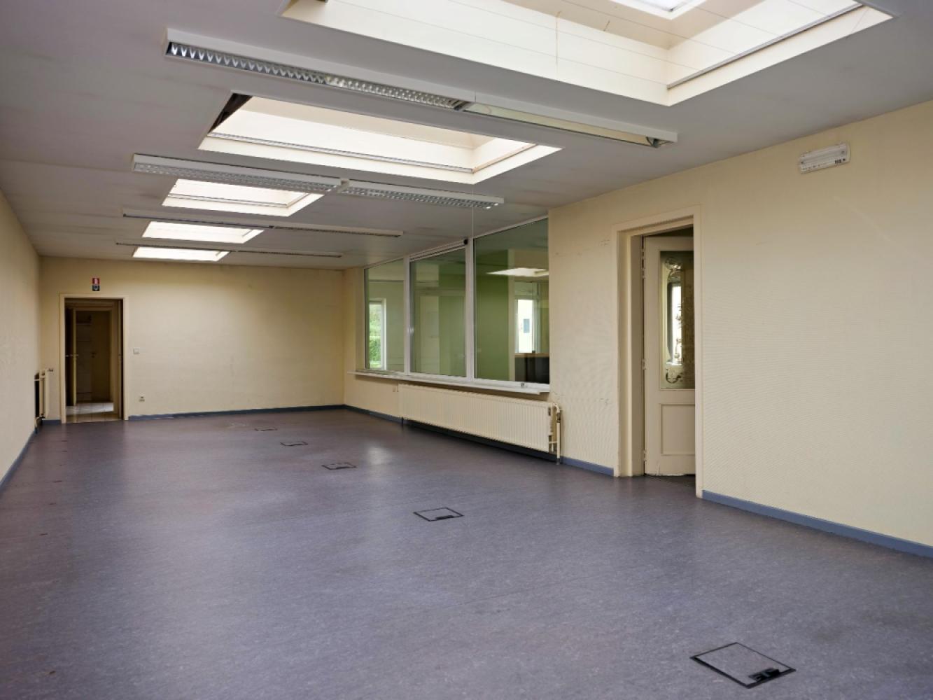 Mansion for sale in Eeklo