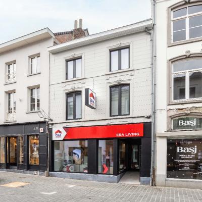 Commercial property for rent