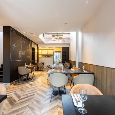 Commercial property for sale in Erembodegem