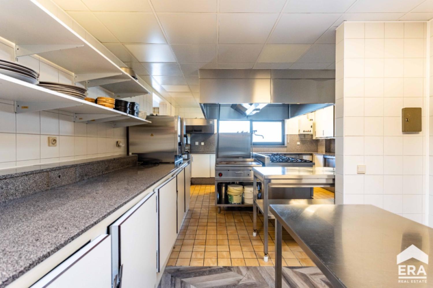 Commercial property for sale in Erembodegem