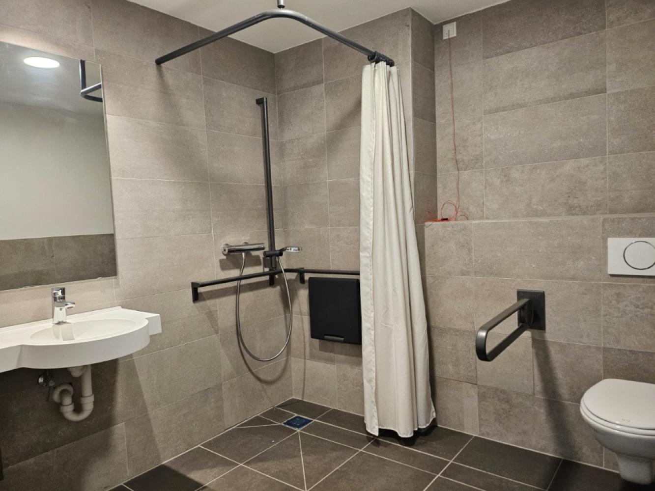 Service flat for sale in Brugge