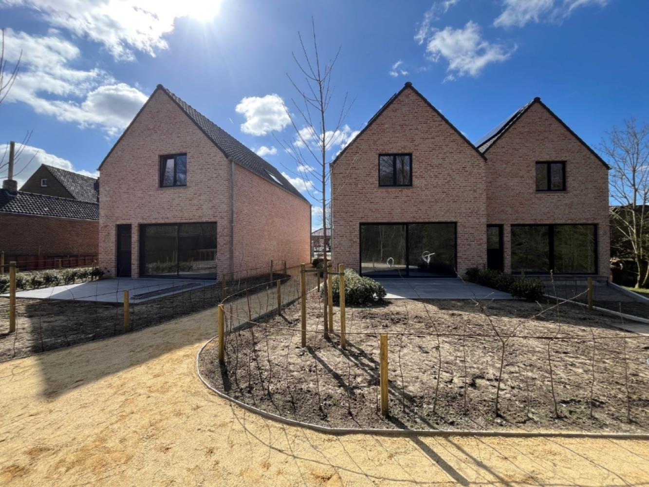 Huis te koop in Dikkelvenne