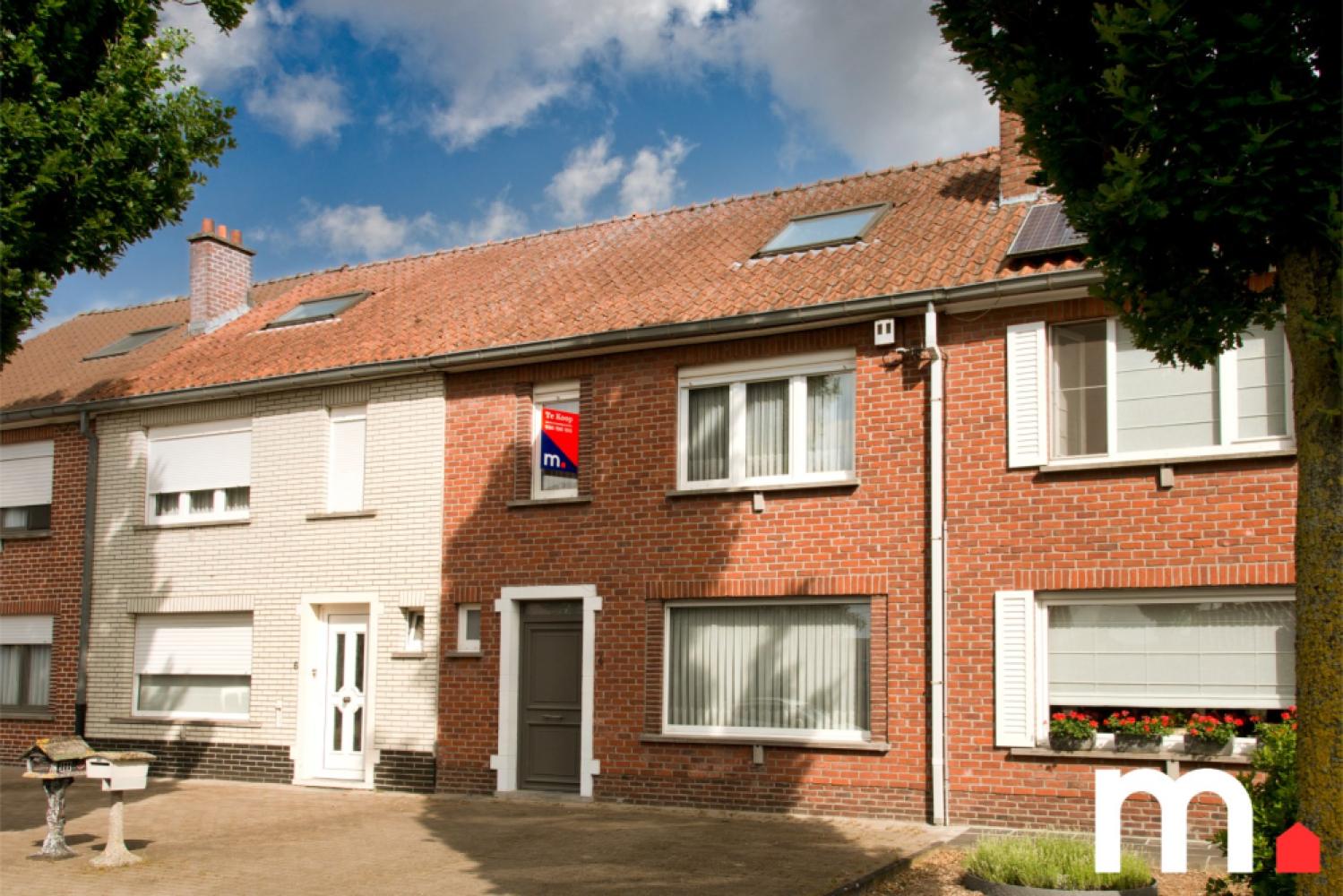 House for sale in Deerlijk