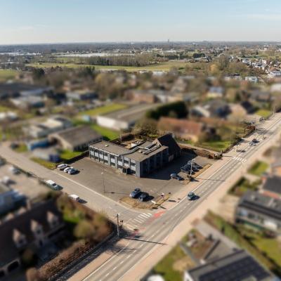Industrial building for sale