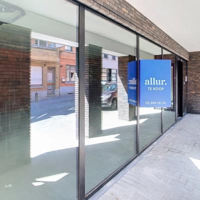 Commerciële eigendom te koop in Halle