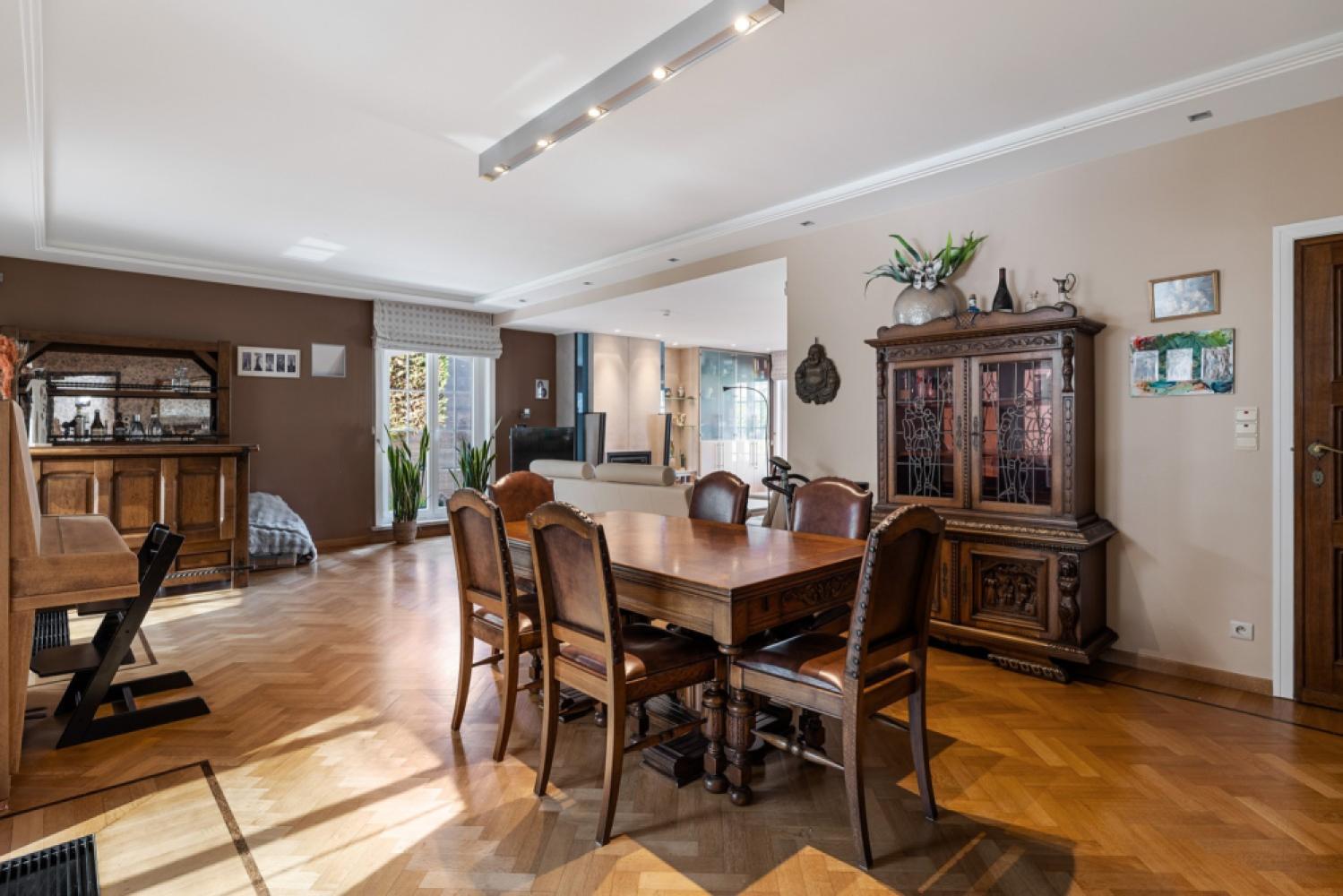 Villa te koop in Erembodegem