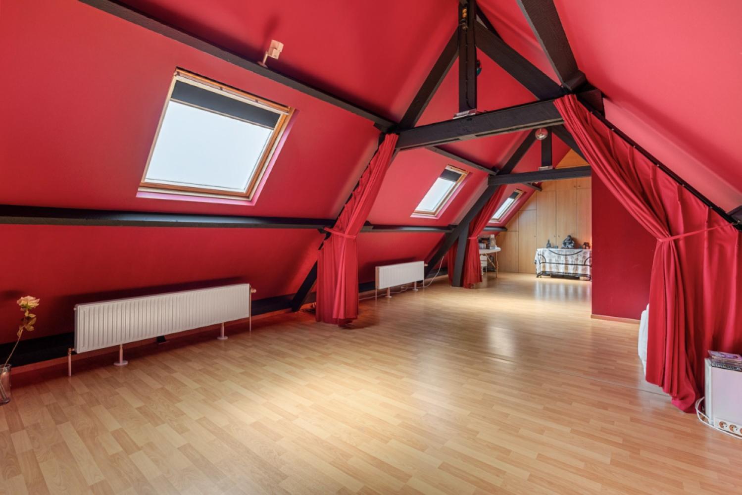 Villa te koop in Erembodegem