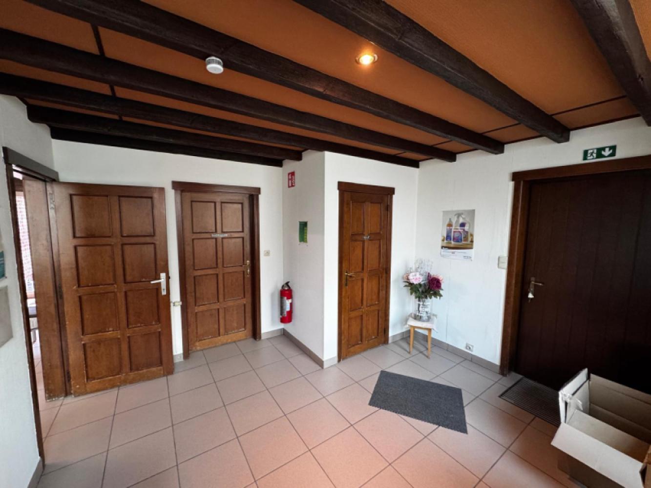 Office for rent in Lendelede