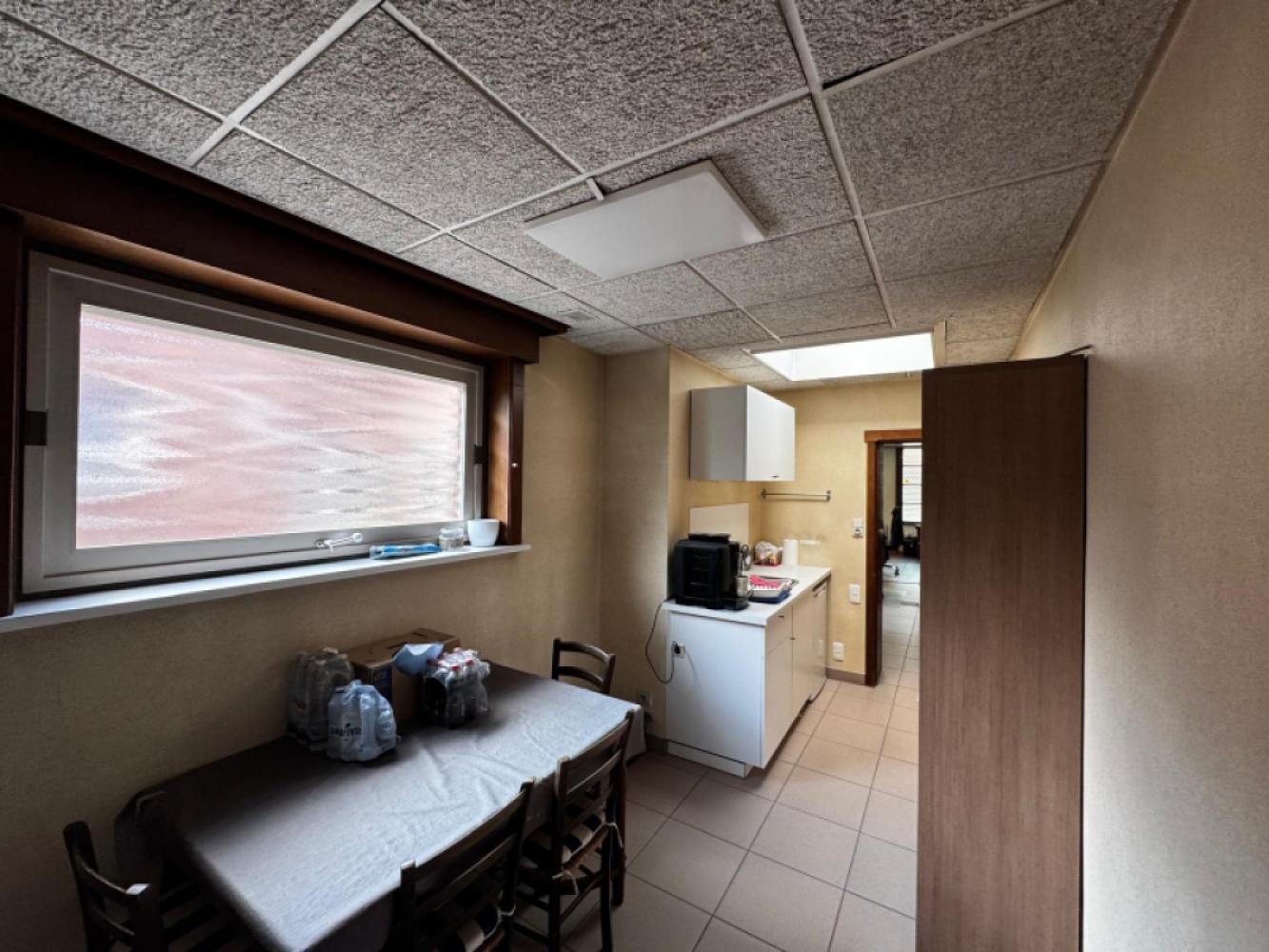 Office for rent in Lendelede