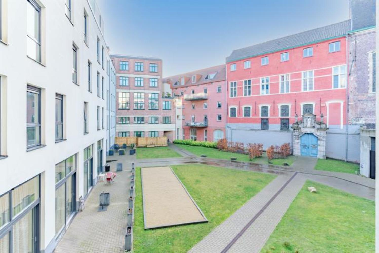Service flat for sale in Ghent