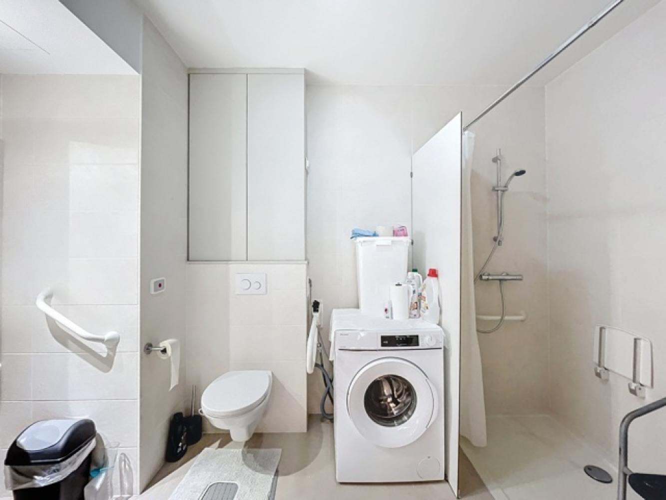 Service flat for sale in Ghent