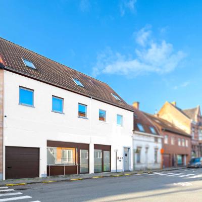 Building mixed use for sale