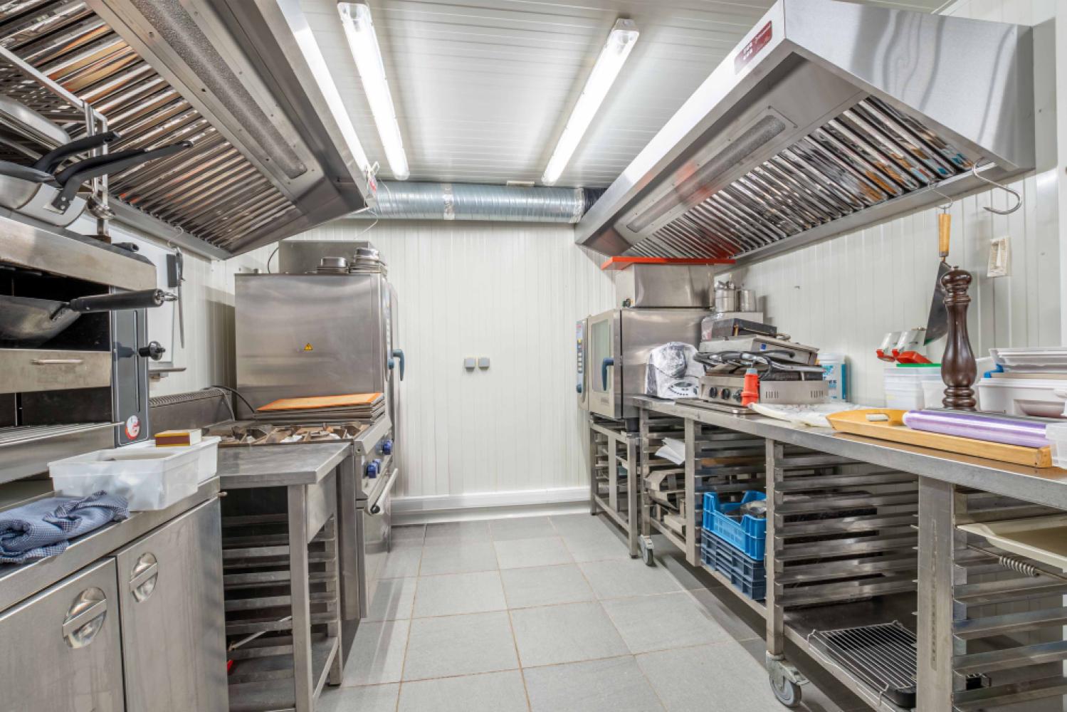 Immeuble mixte à vendre à Gullegem