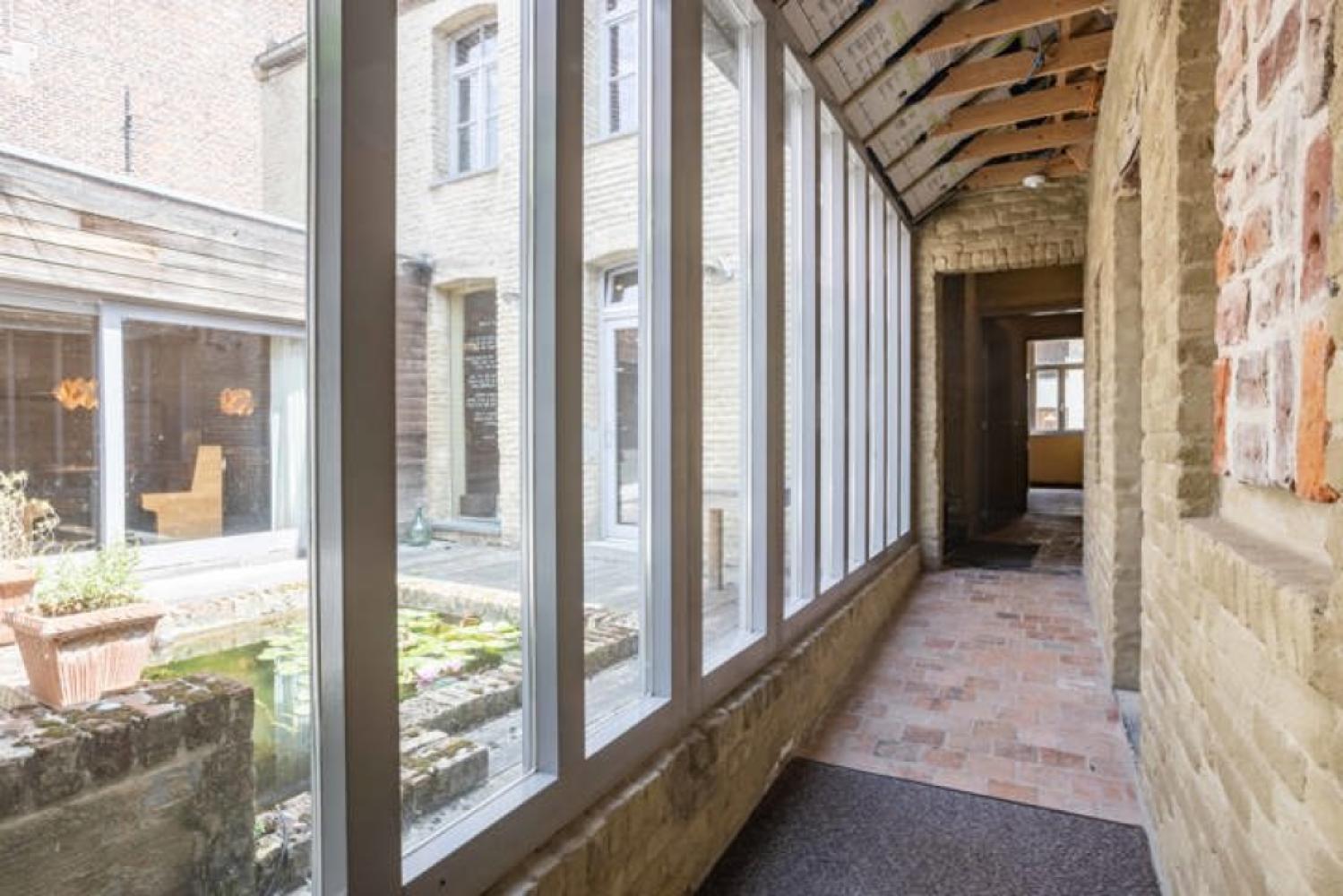 Commerciële eigendom te koop in Galmaarden