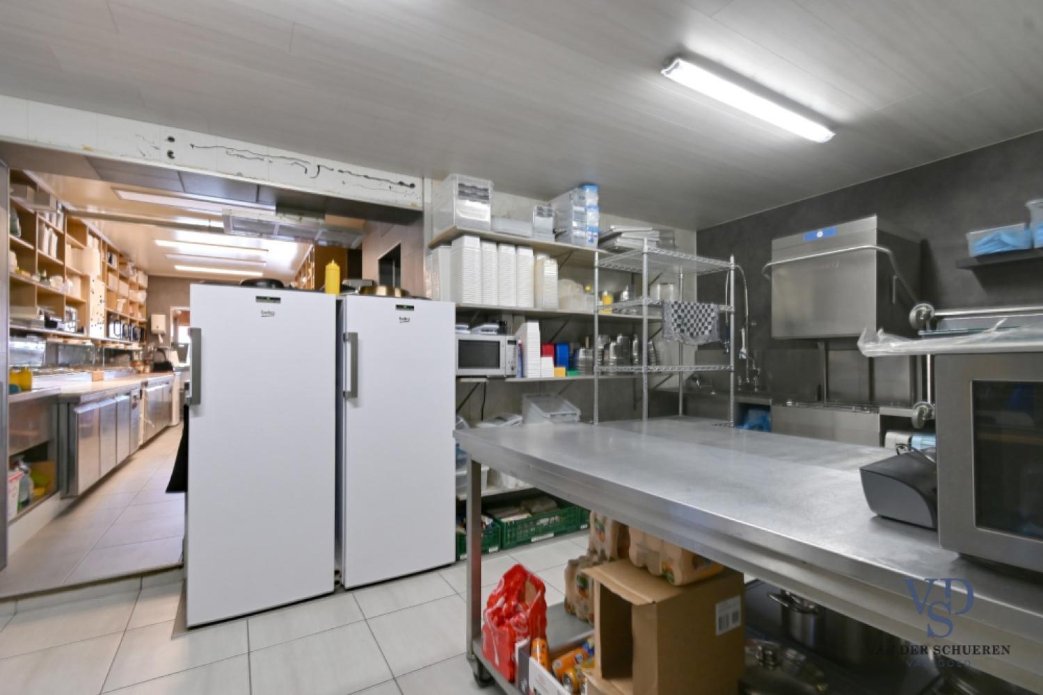 Commerciële eigendom te koop in Oudenaarde