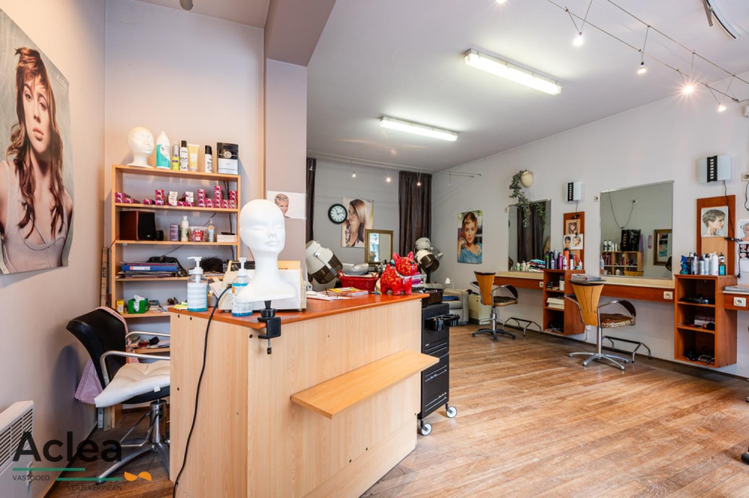 Bien commercial à vendre à Eeklo