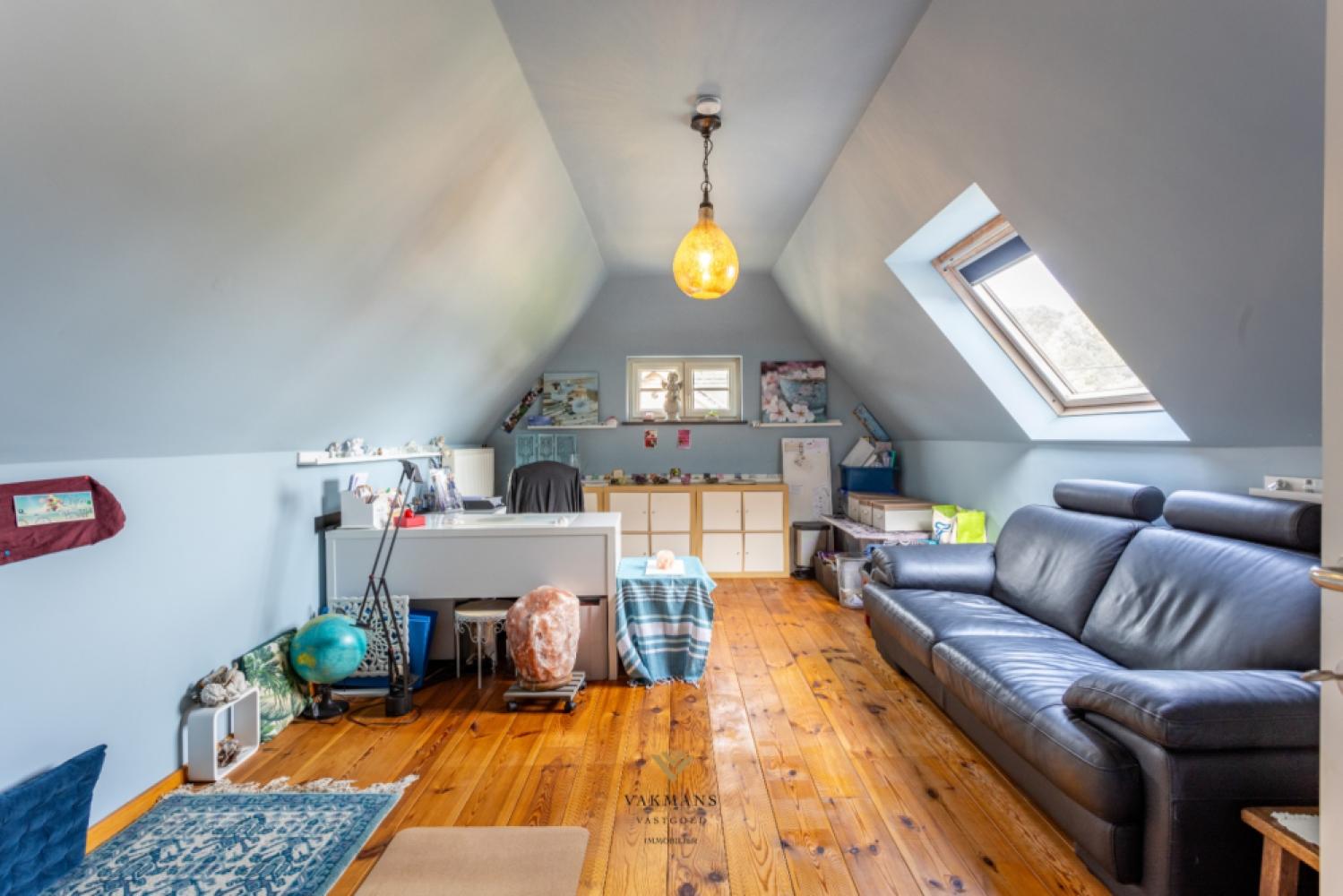 Villa for sale in Brakel