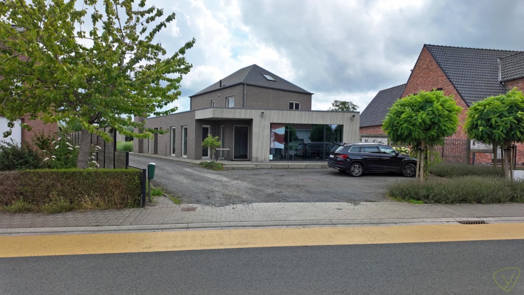 Office for rent in Sint-Laureins