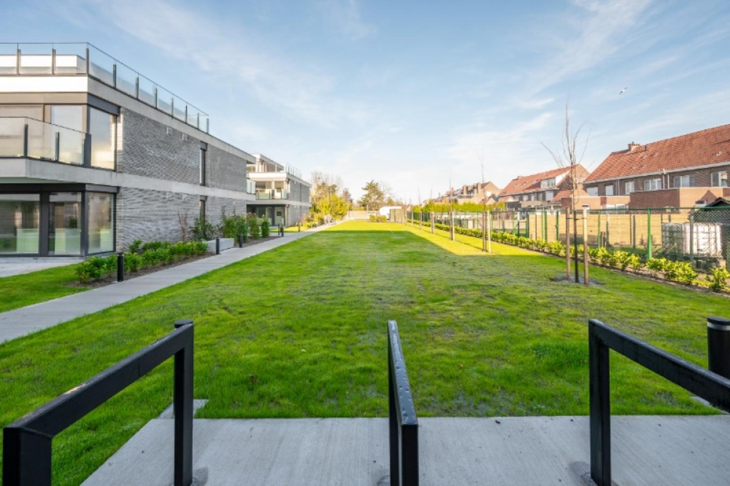 Project Swyndrecht (16 BEN- app en 3 Penthouses) - Apartment for sale