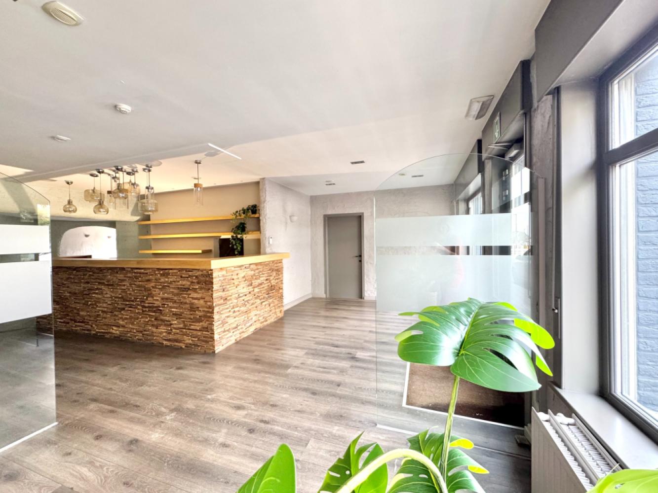 Kantoor te huur in Waregem