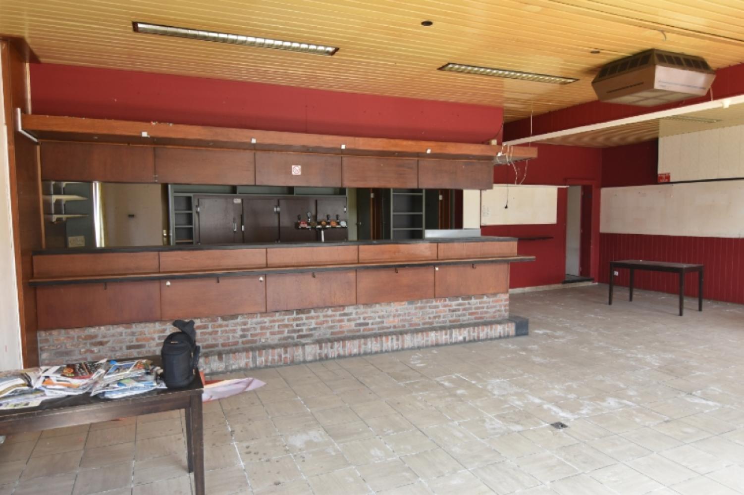 Office for sale in Temse