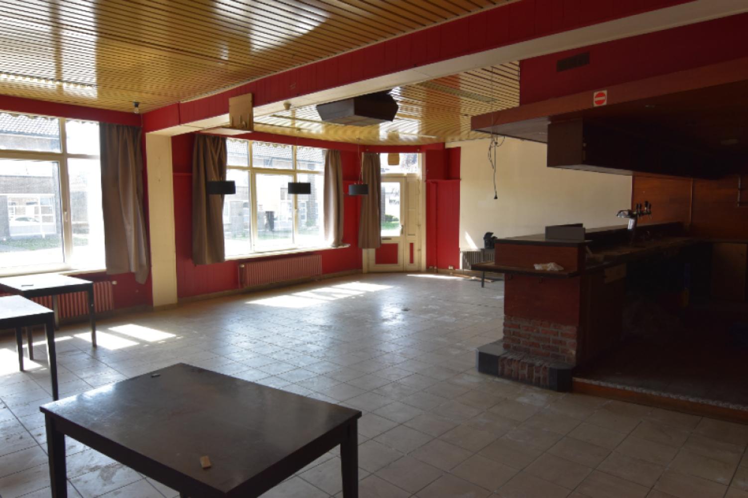 Office for sale in Temse