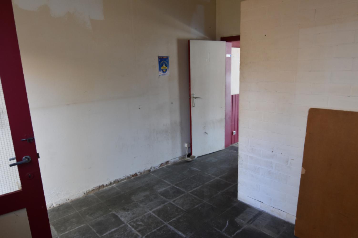 Office for sale in Temse