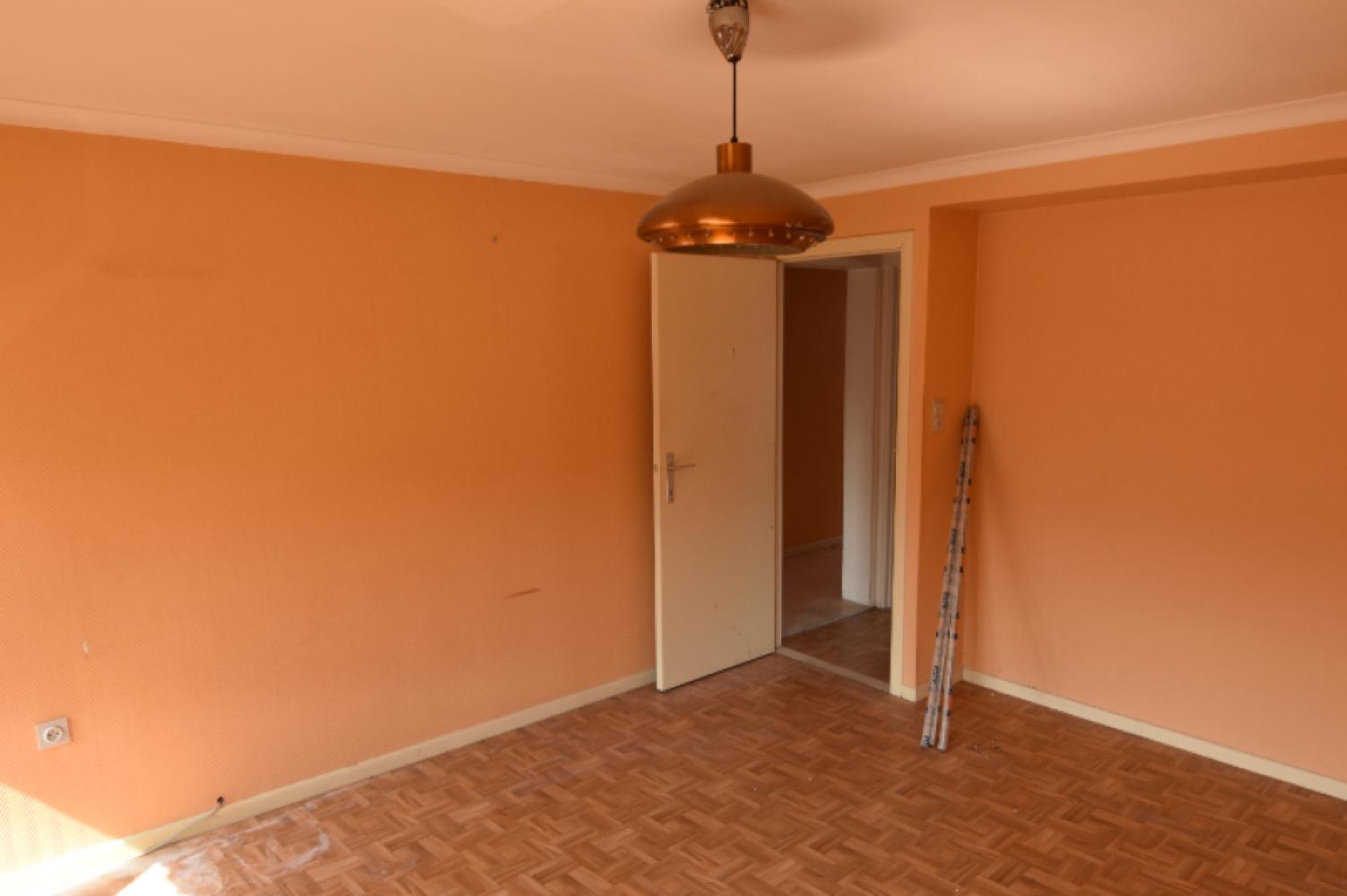 Office for sale in Temse