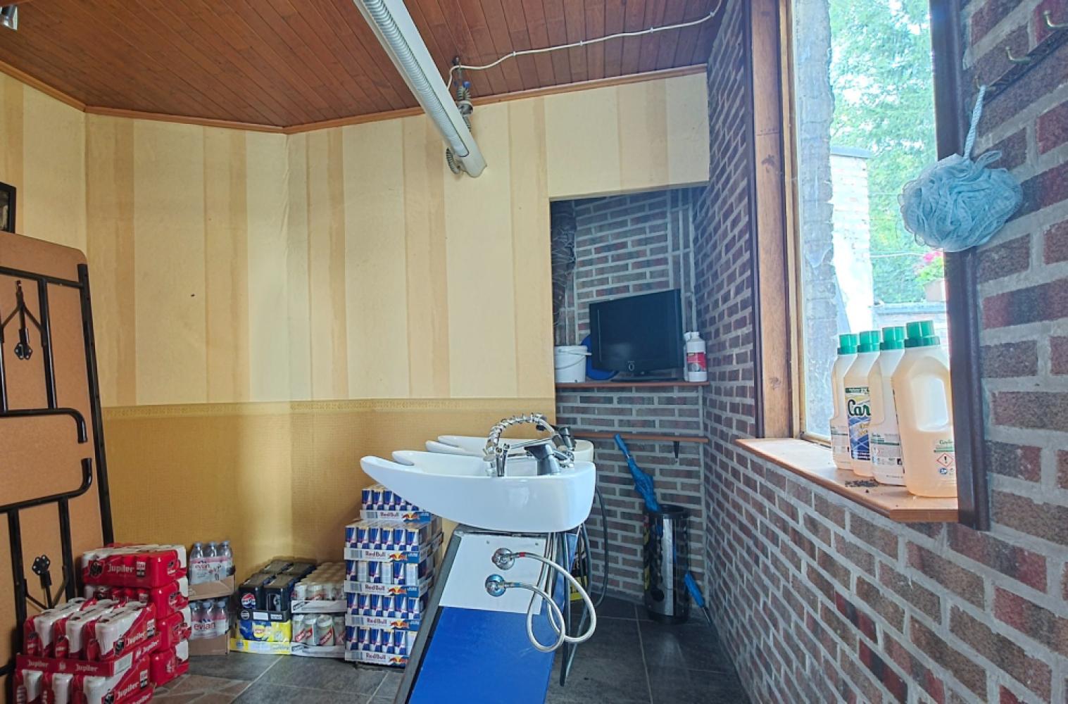 Bureau à vendre à Baasrode