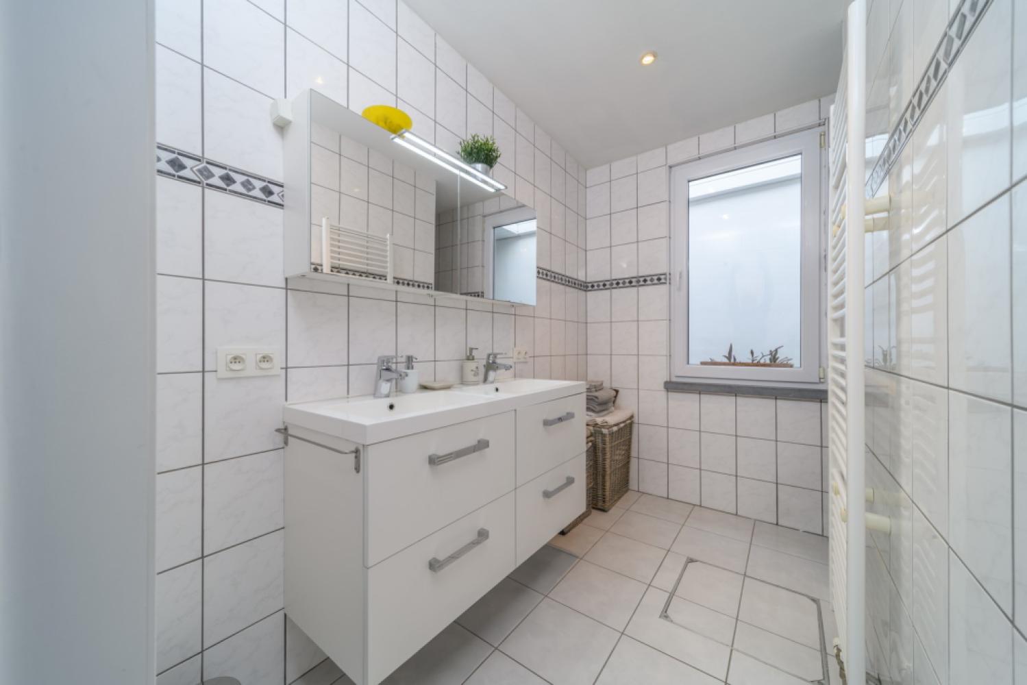 Opbrengsteigendom te koop in Aalst
