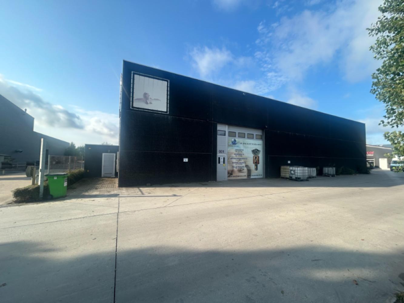 Warehouse for rent in Wondelgem
