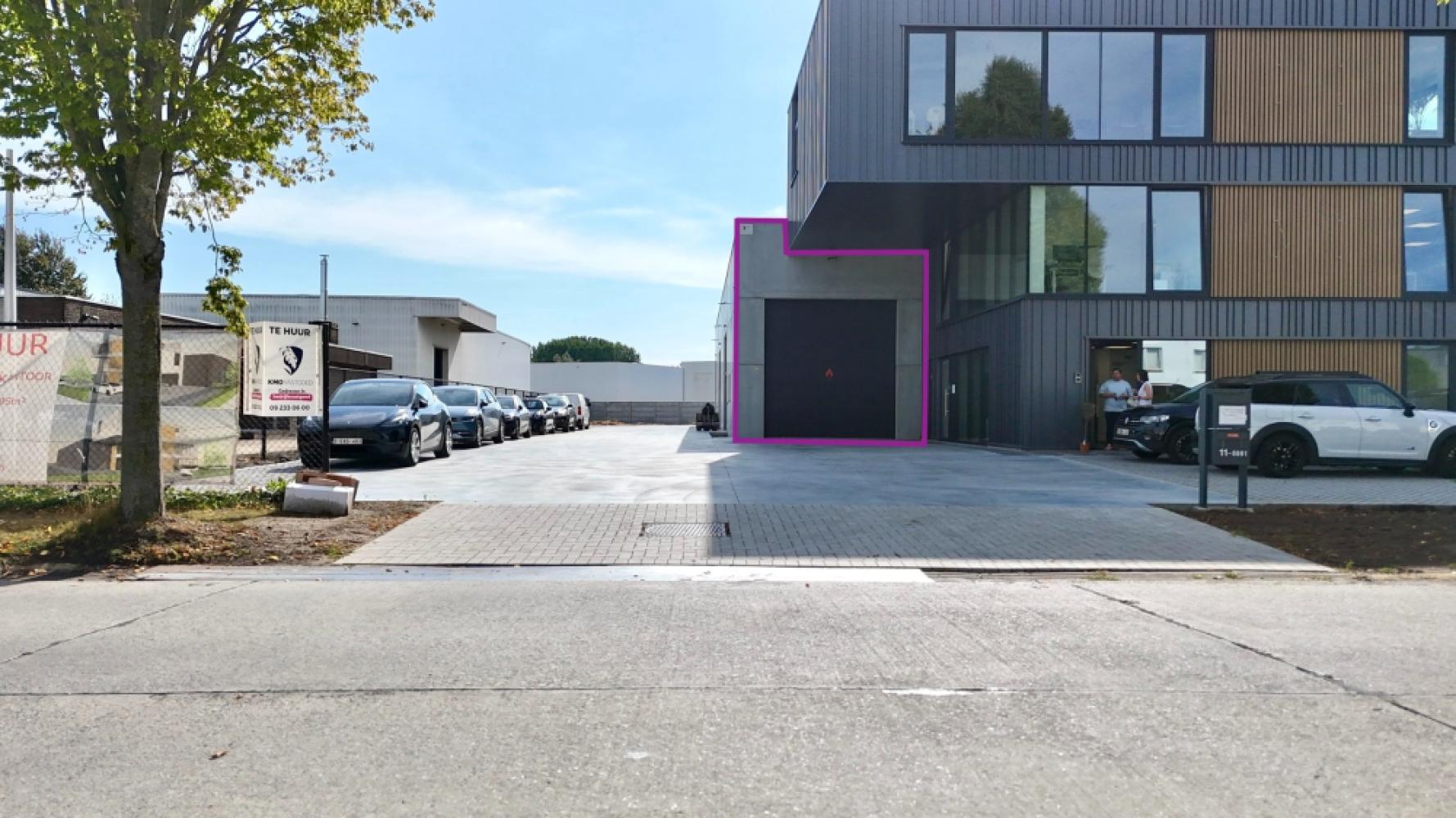 Industrial property for rent in Lokeren