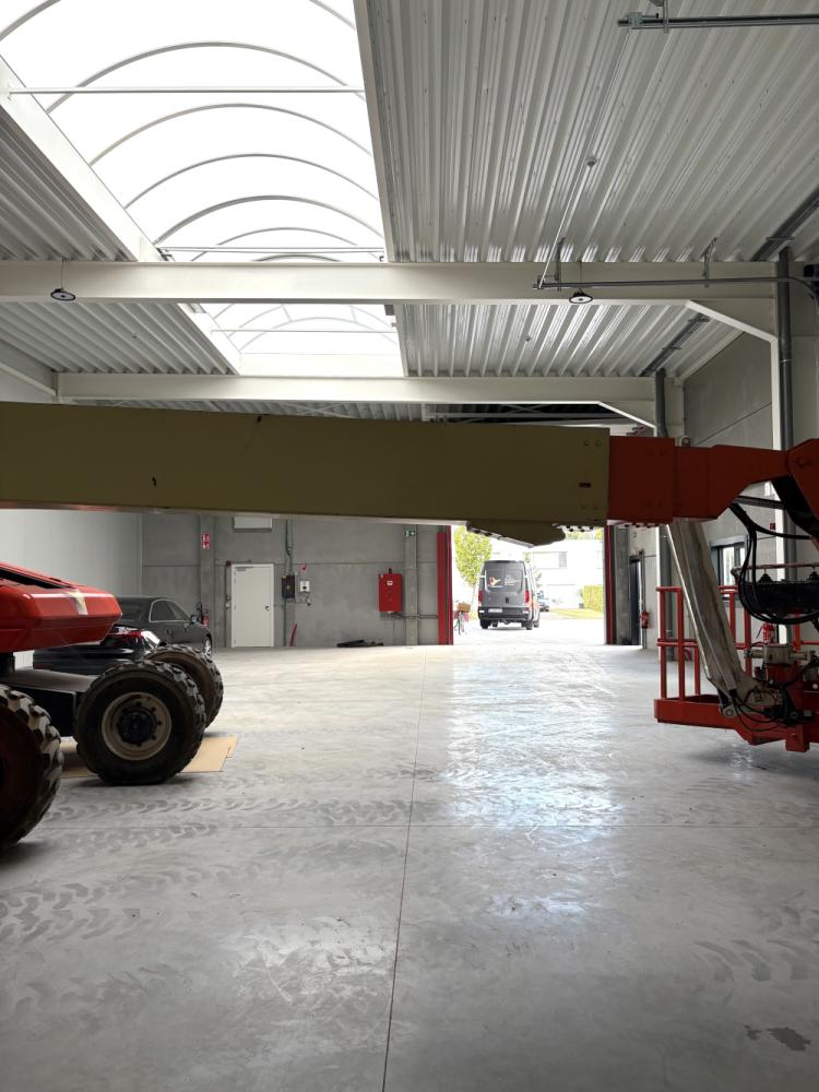 Industrial property for rent in Lokeren