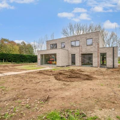 Villa for sale in Sint-Niklaas