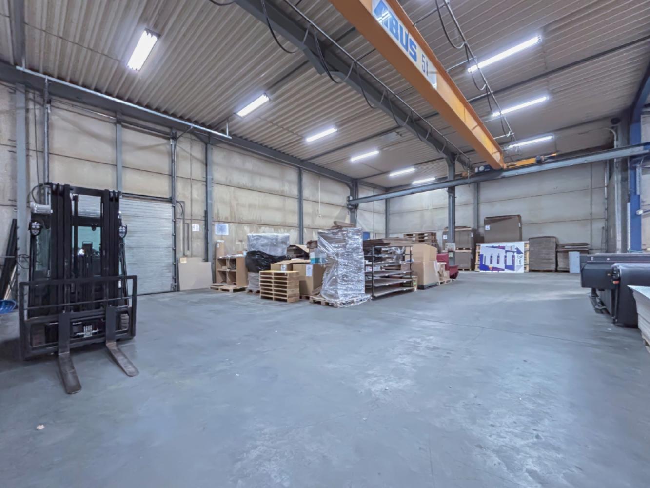 Industrieel gebouw te huur in Geraardsbergen