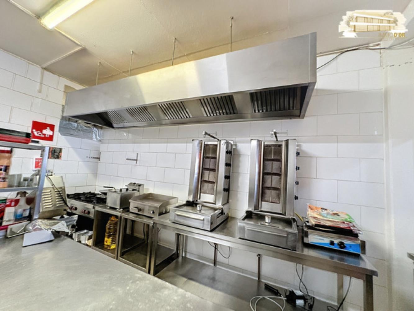 Bien commercial à vendre à Brasschaat