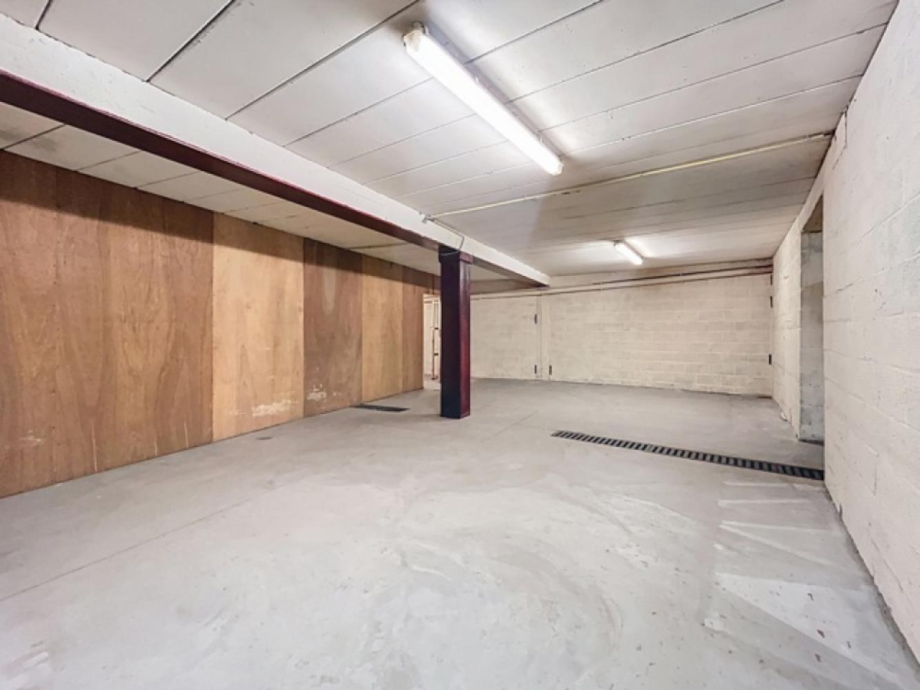 Commercial property for rent in Uccle