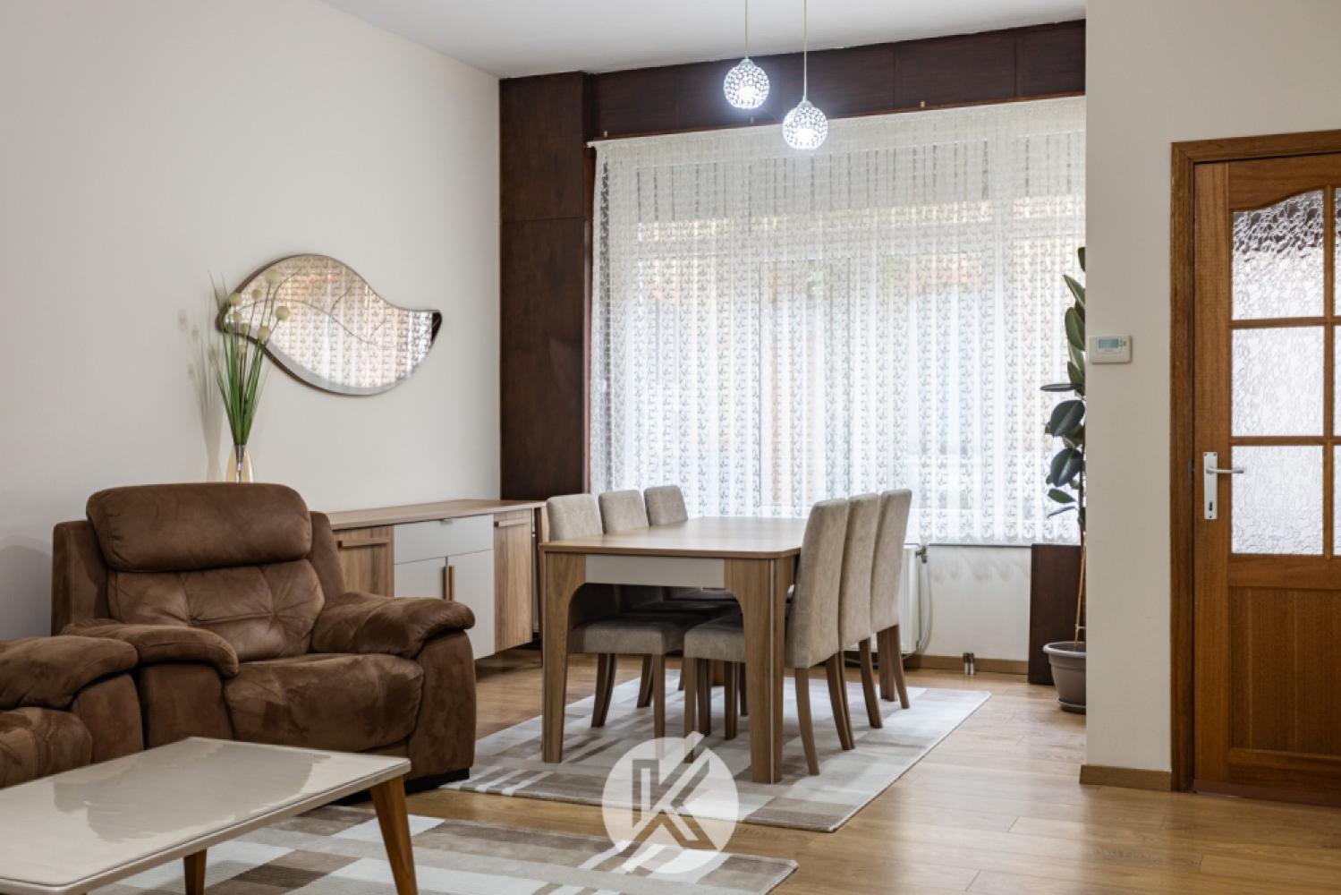 House for sale in Sint-Amandsberg