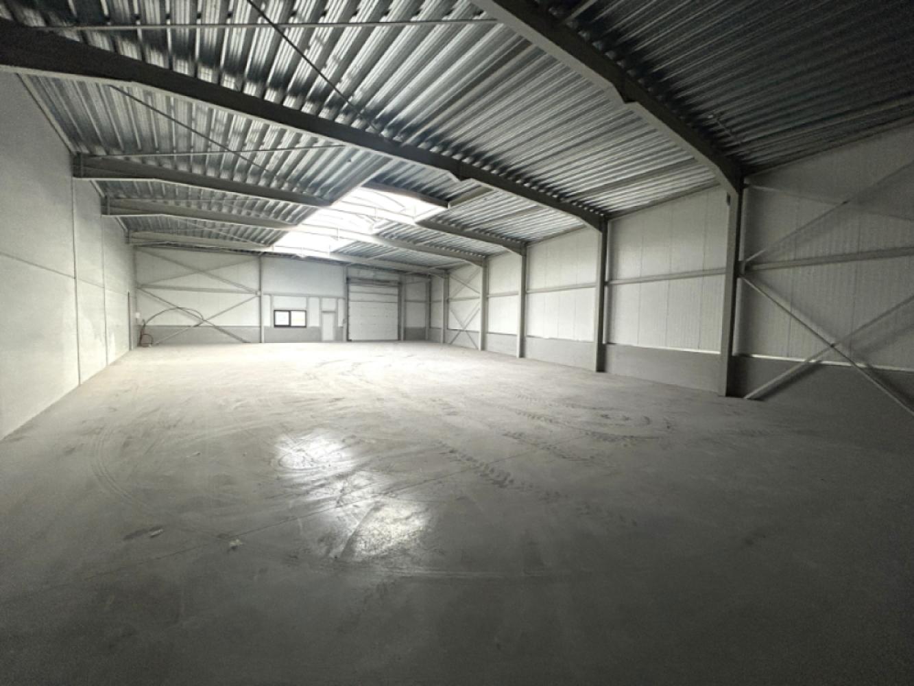 Warehouse for sale in Tielt