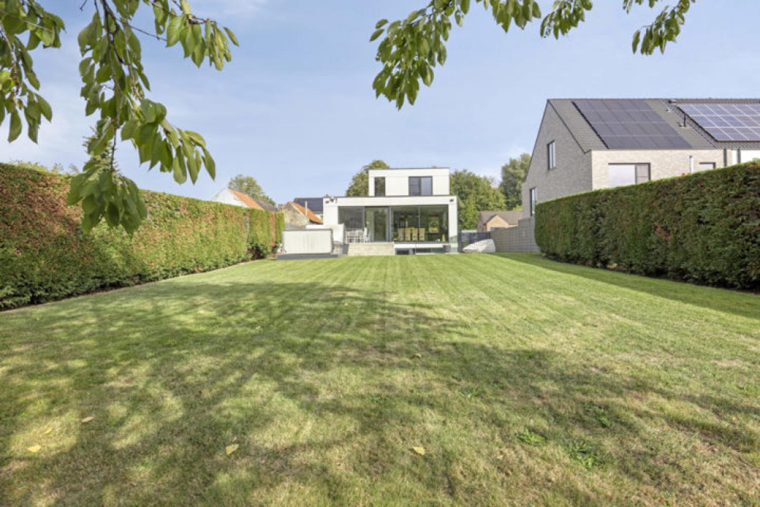 Villa for sale in Aalst