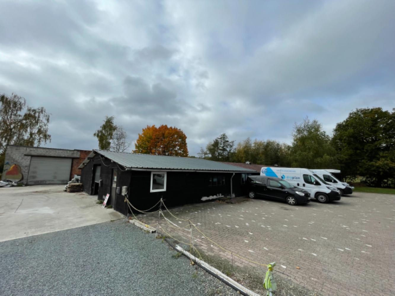 Bien industriel à vendre à Willebroek