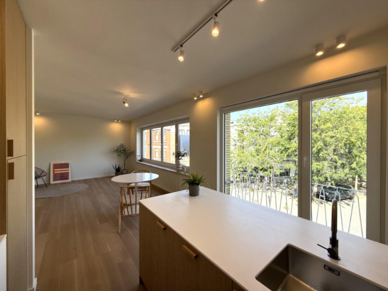 Apartment for sale in Sint-Amandsberg