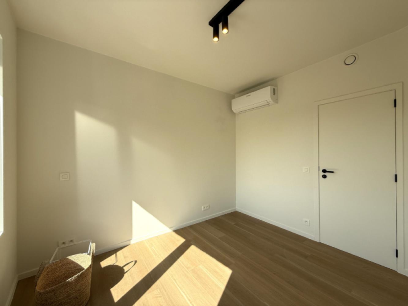 Apartment for sale in Sint-Amandsberg