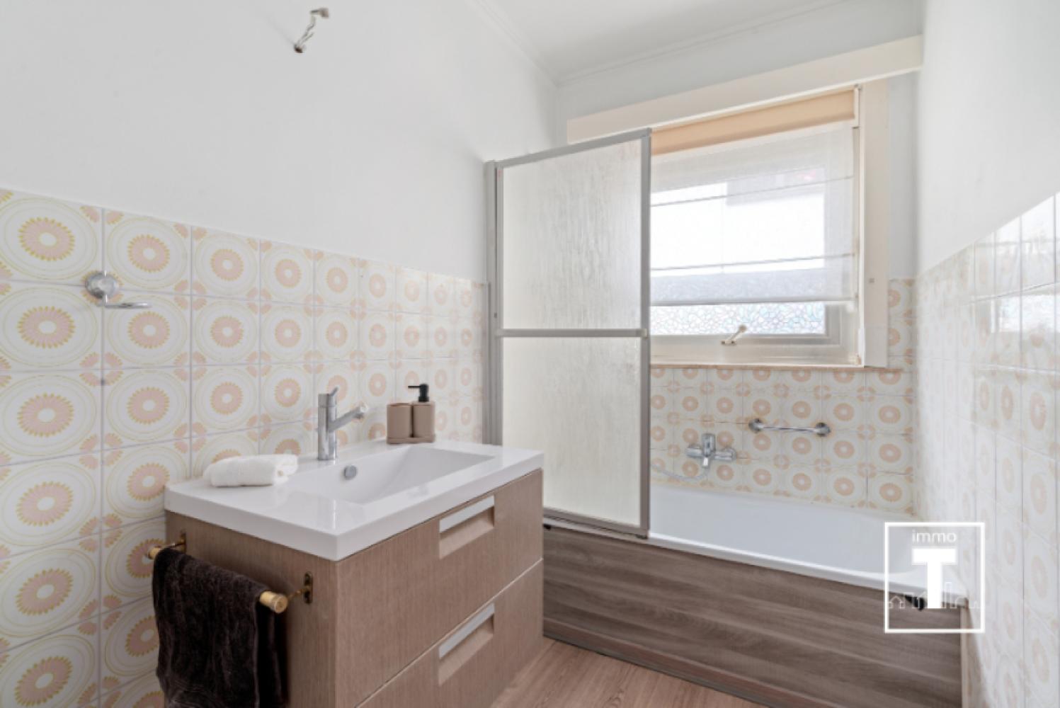 Appartement te koop in Zwijnaarde