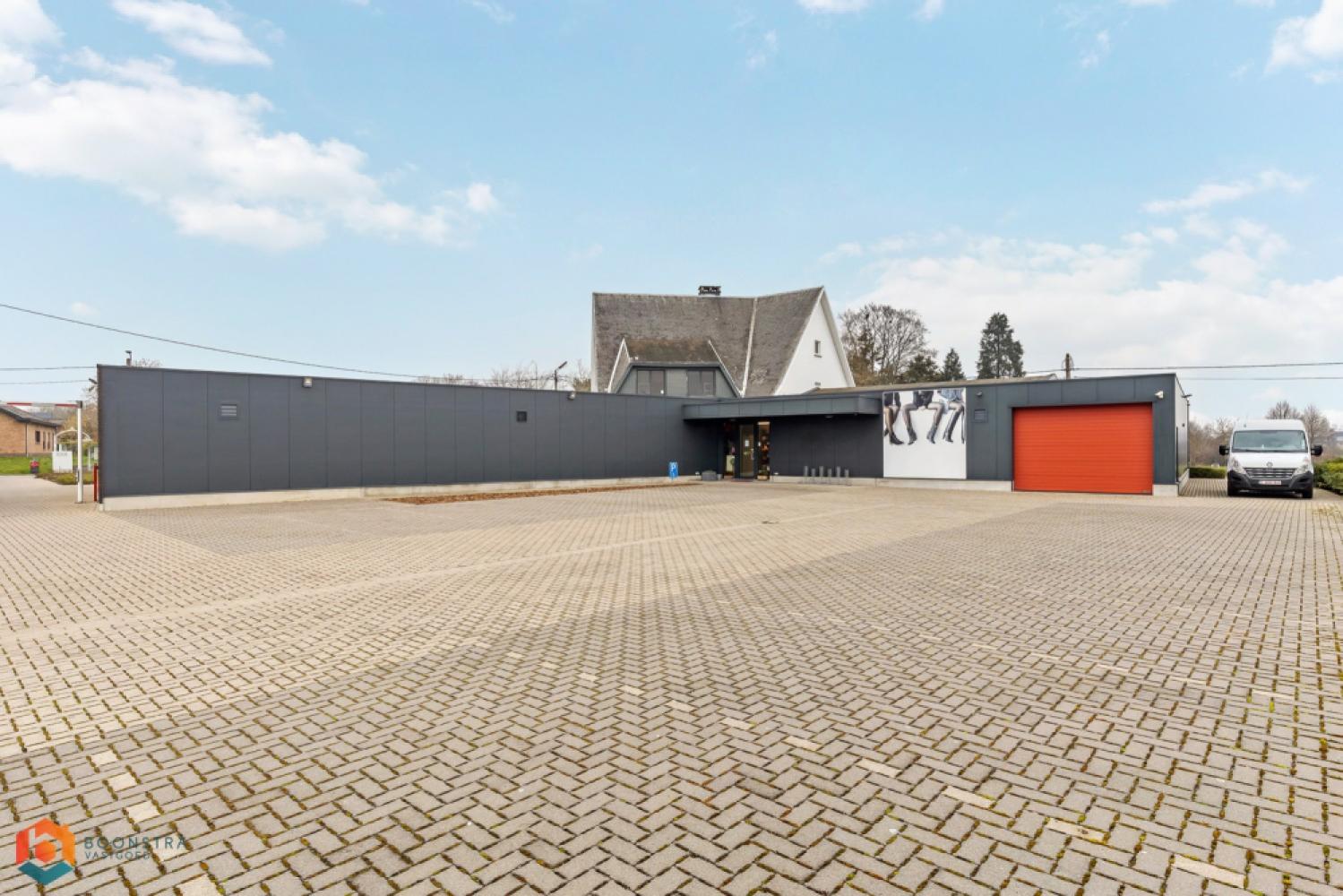 Kantoor te koop in Heist-Op-Den-Berg