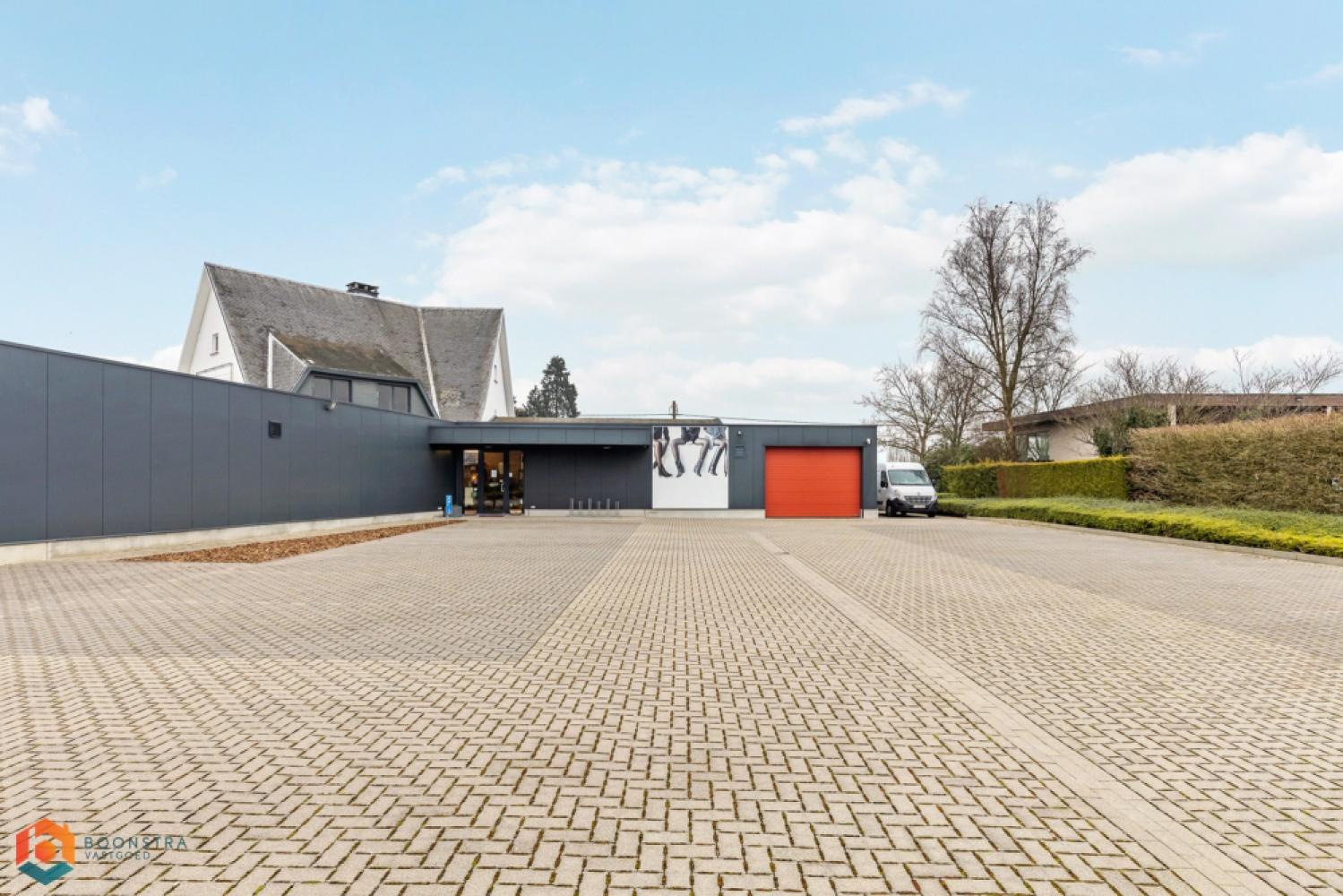 Kantoor te koop in Heist-Op-Den-Berg