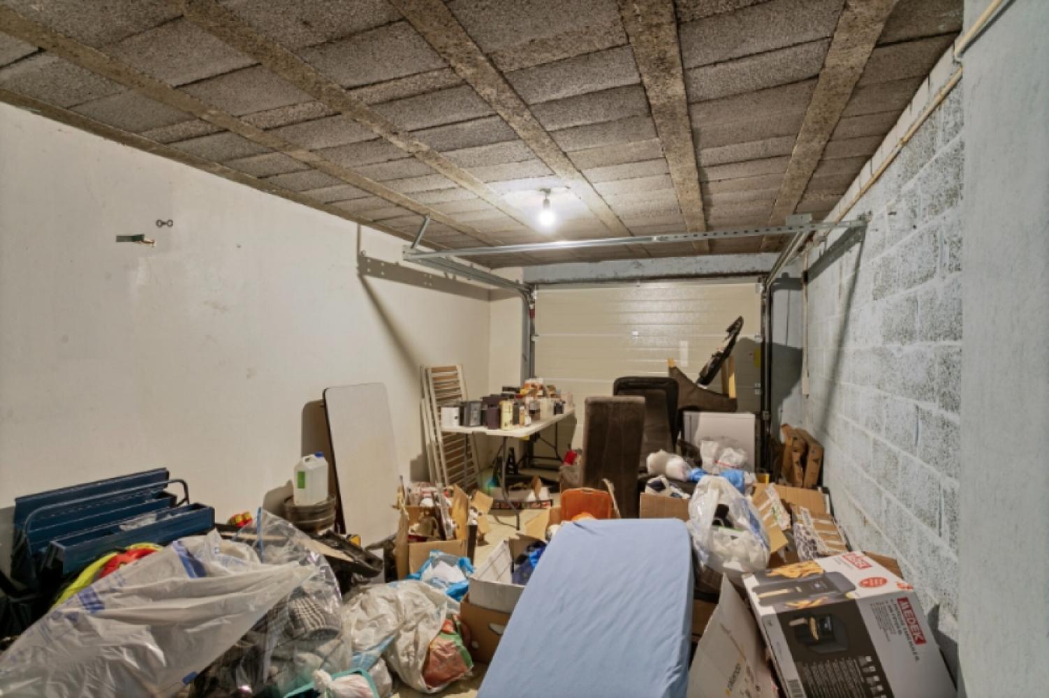 Opbrengsteigendom te koop in Buggenhout