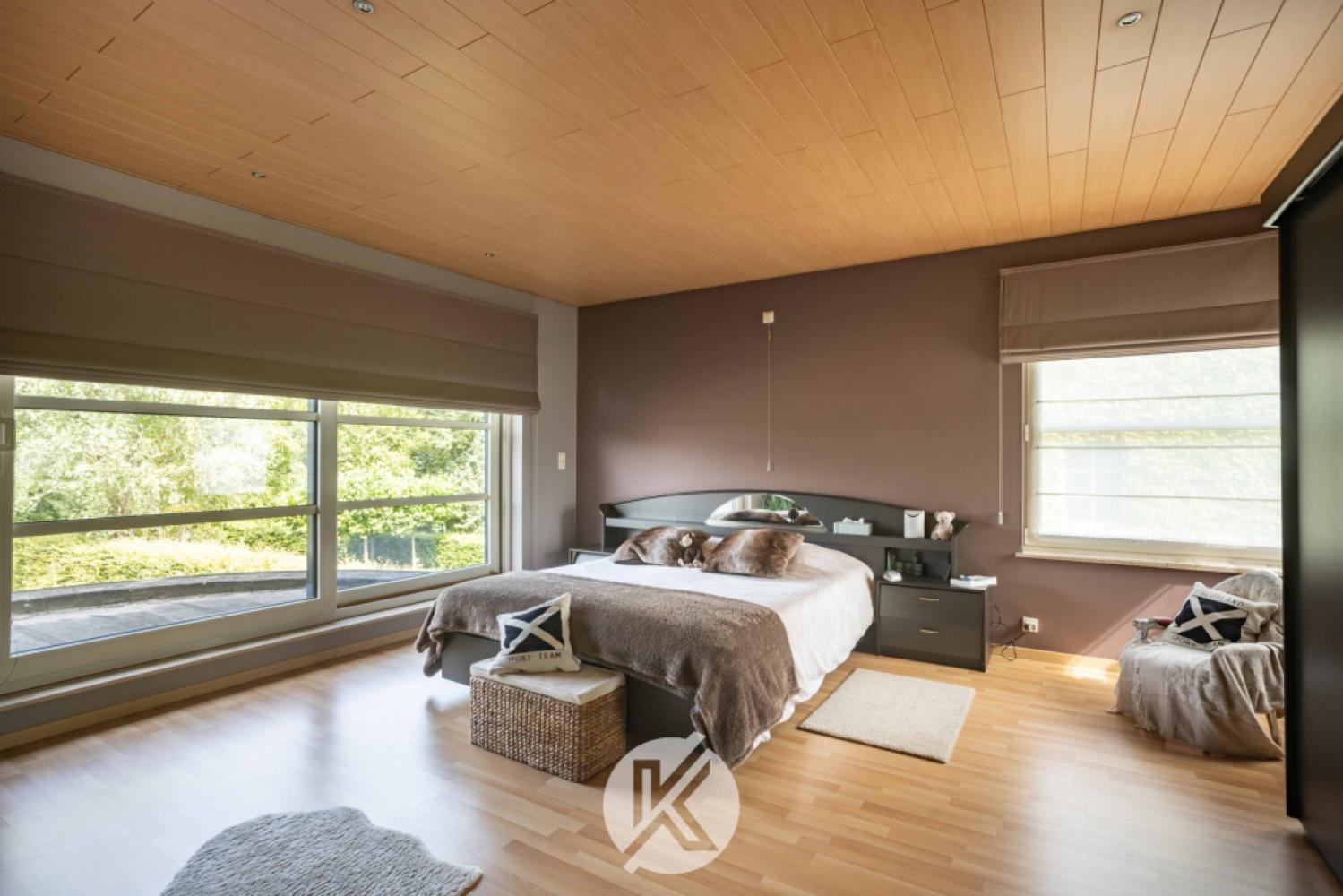 Villa for sale in Woubrechtegem