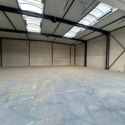 Warehouse for rent in Deinze
